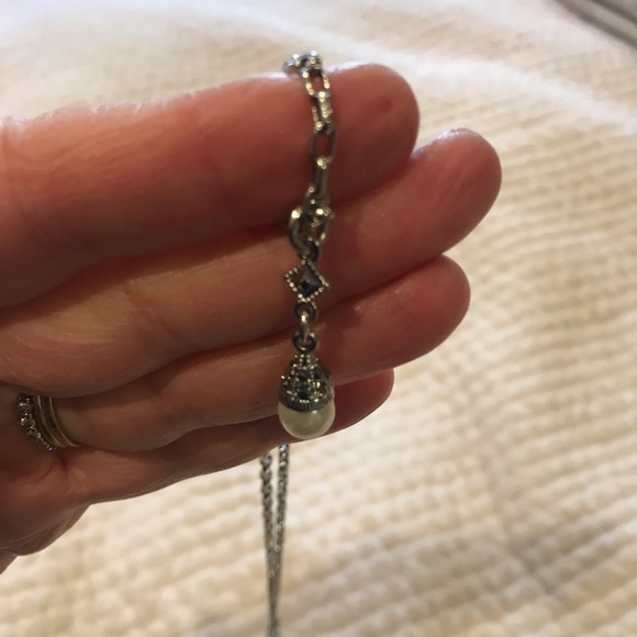 Drop necklace with faux pearl - Picture 4 of 7